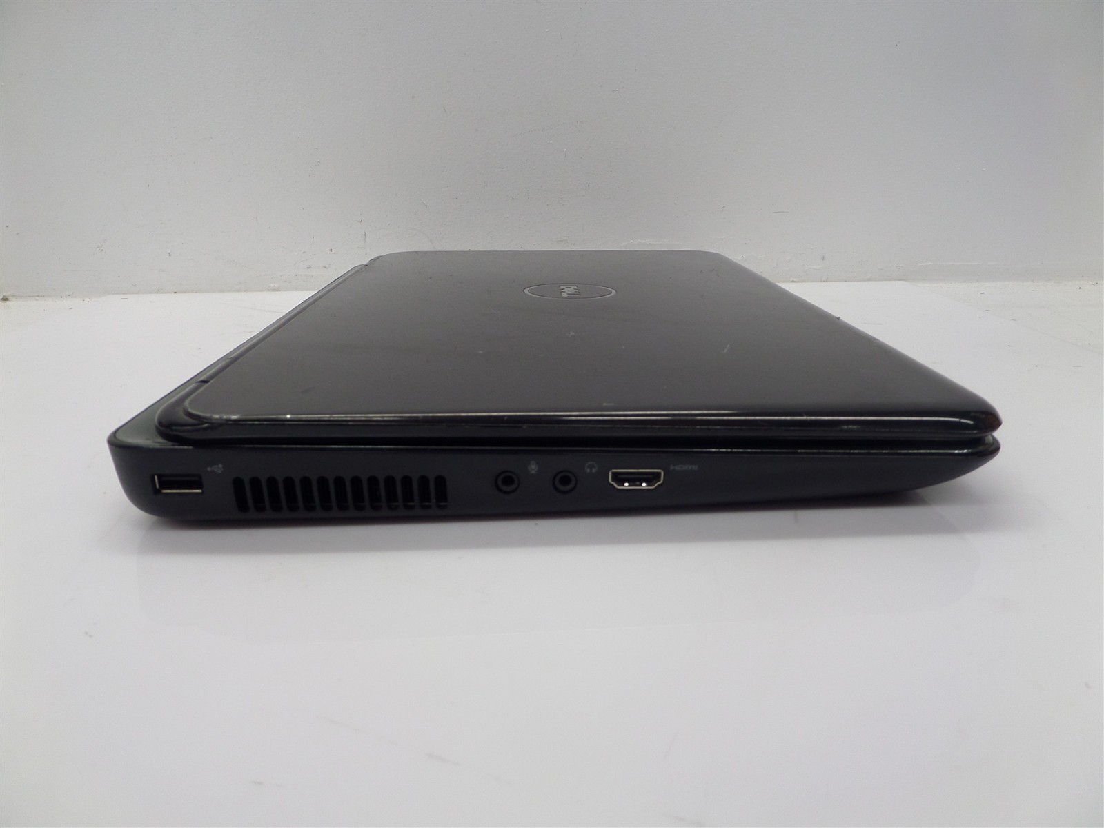 Dell Inspiron N5010 15.6″ Laptop w/ i3-M380 2.53GHz CPU 4GB RAM 500GB HDD Win10