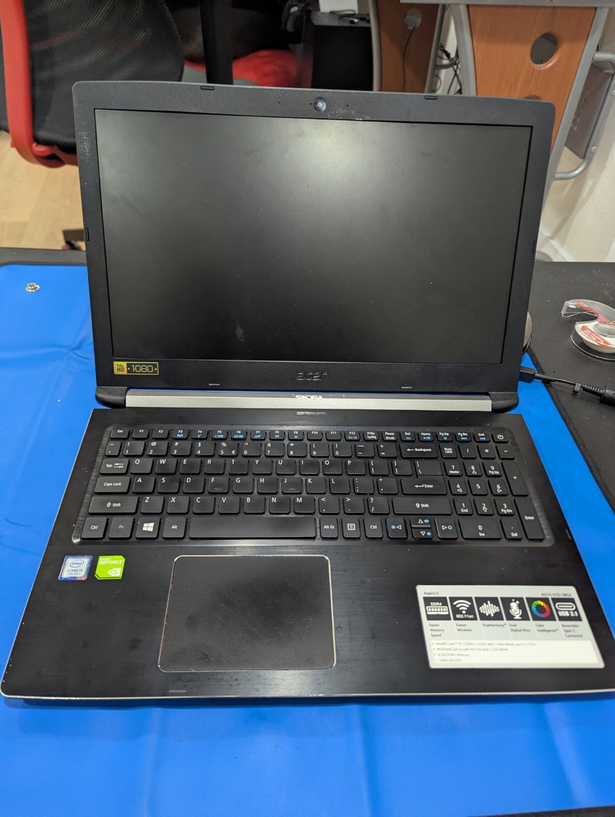 Acer Aspire 5 A515-51: i5-7200U CPU, NVidia MX150 GPU, 8GB RAM **FOR PARTS**