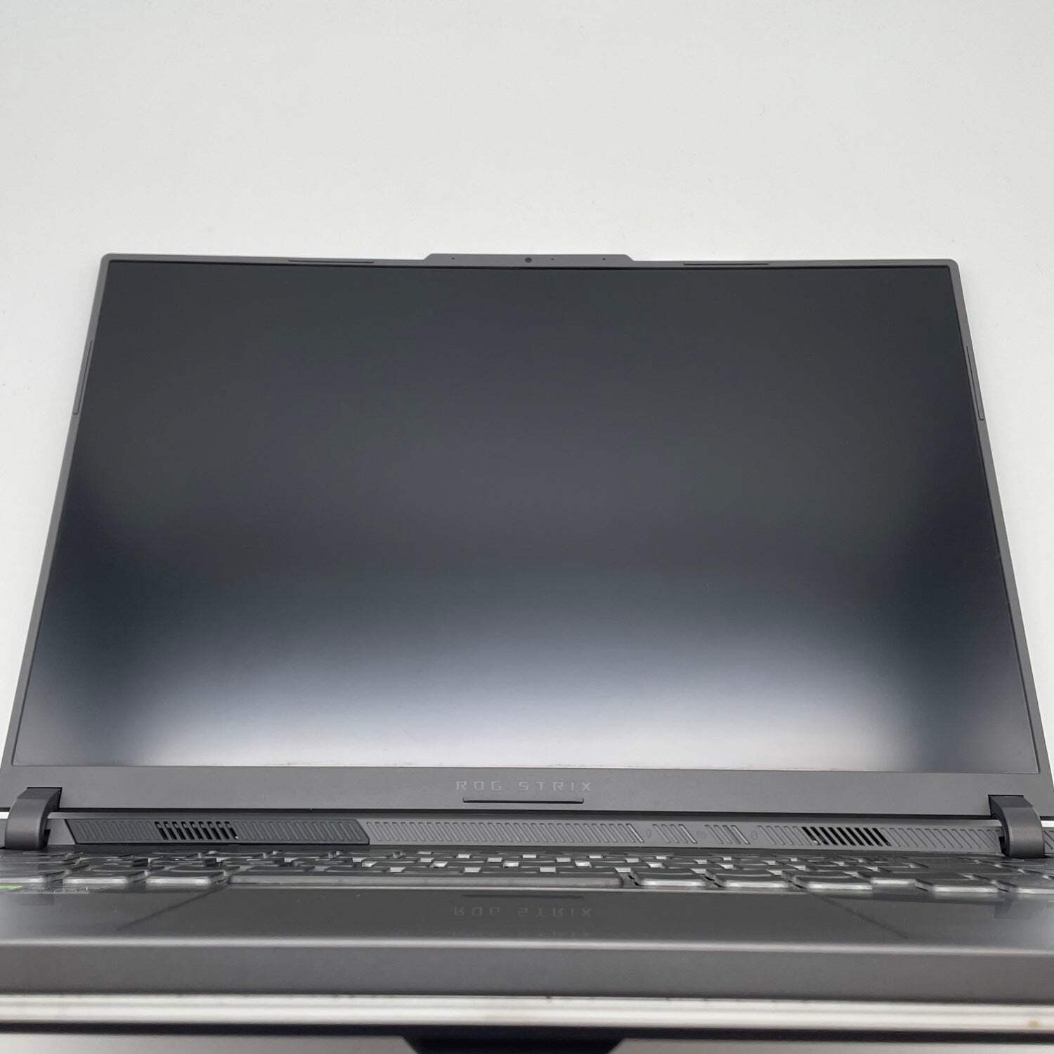 Asus ROG Strix G16 G14J 16″ i9-13980HX 2.2GHz 16GB RAM 1TB SSD GeForce RTX 4050