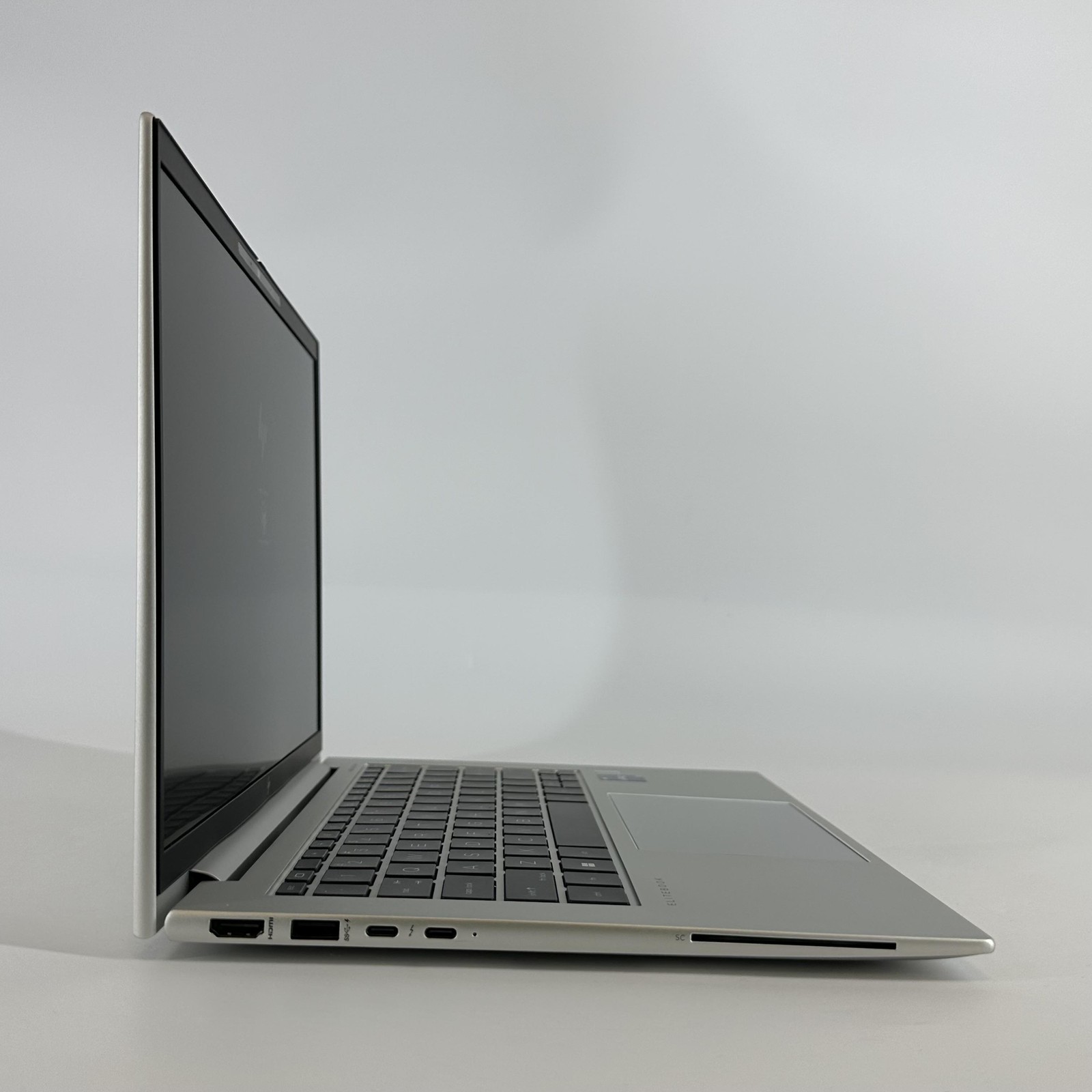 HP Elitebook 840 G9 14 FHD+ 1.6 GHz i5-1245U 16GB 256GB SSD Good