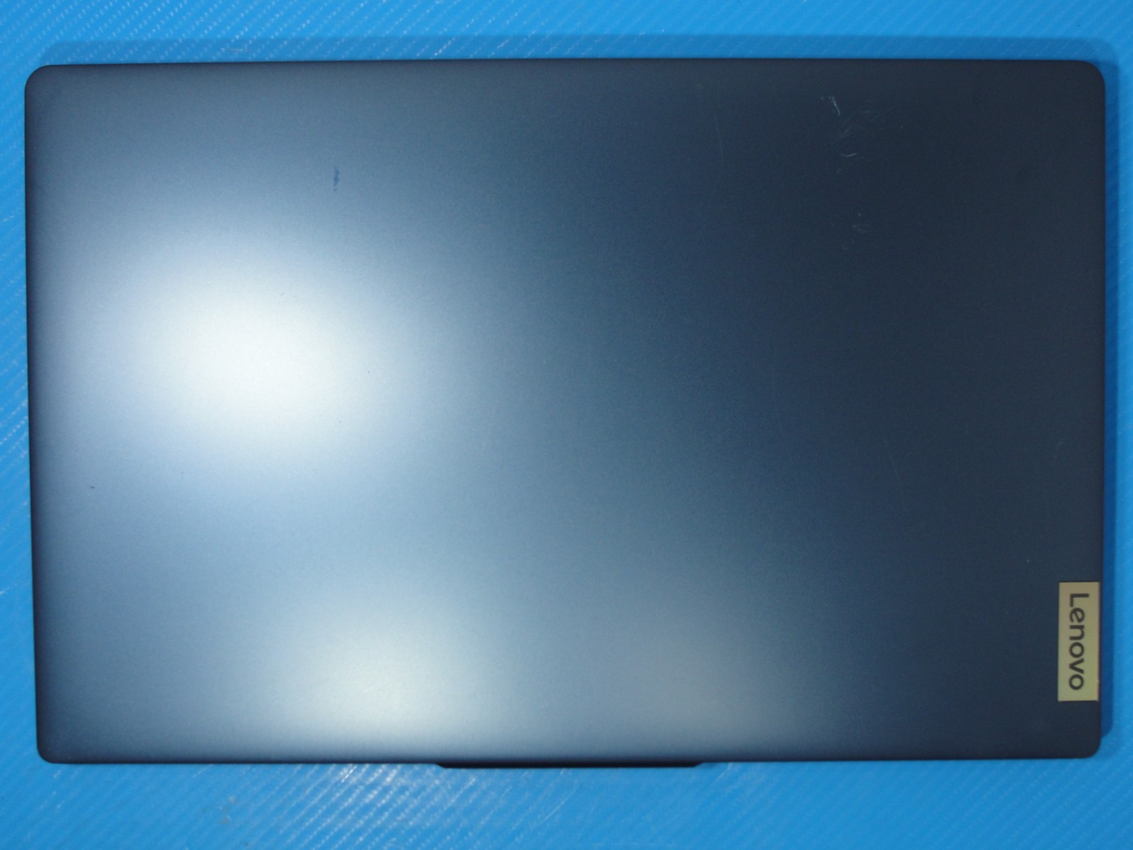 Lenovo IdeaPad Slim 3 15IAN8 15.6” FHD i3-N305 1.8GHz 8GB 256GB SSD Win11Home