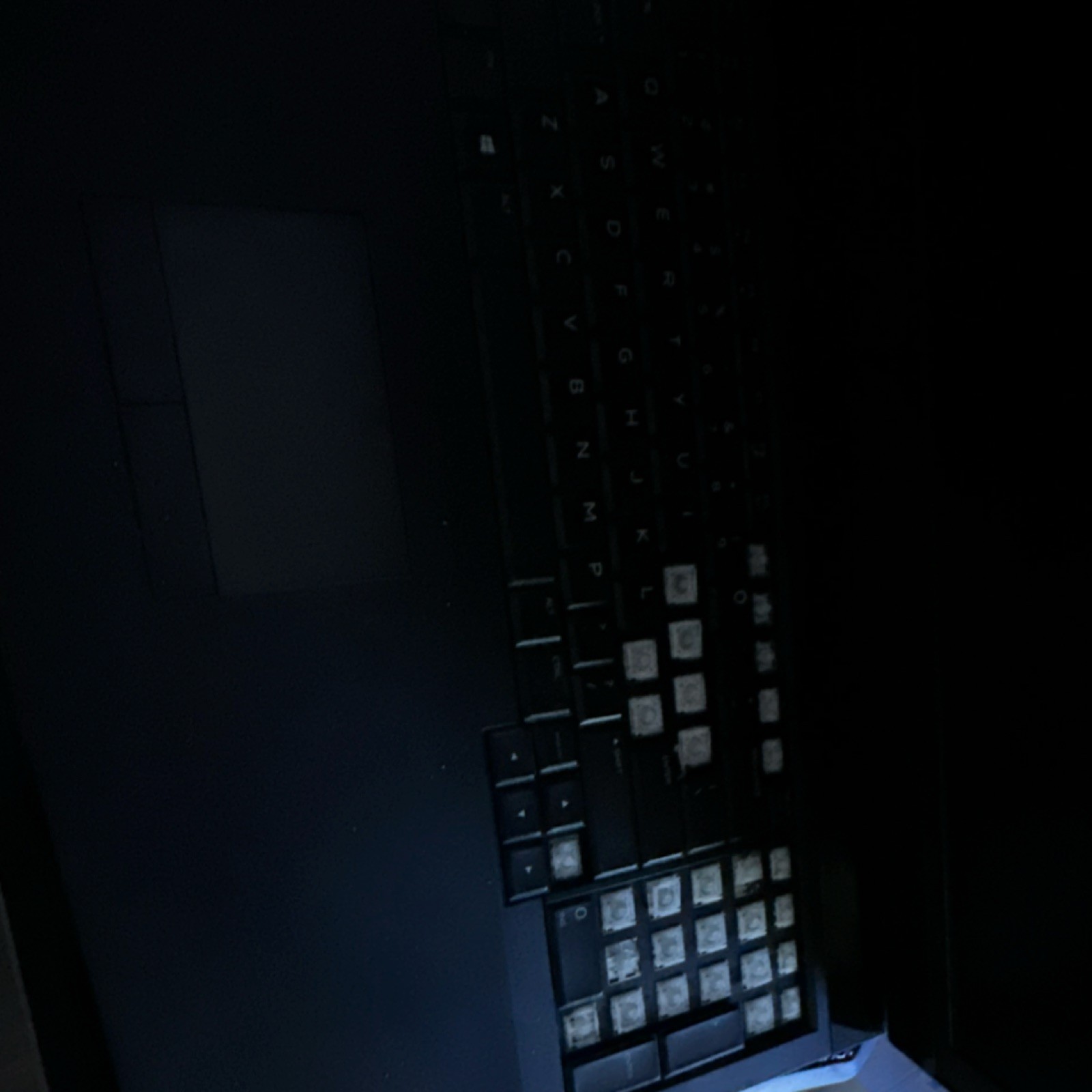 Alienware 17 R5 17in Gaming Laptop i7 8th Gen 16GB RAM GTX 1070 Win10