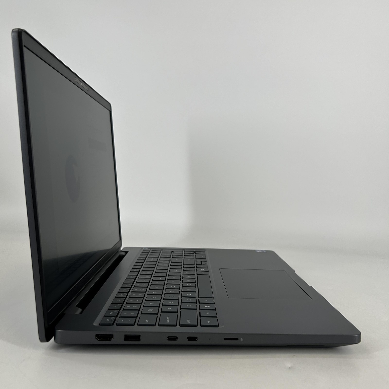 Dell Pro Max 16 MC16250 FHD+ 2.9GHz Ultra 9 285H 32GB 1TB RTX PRO 1000 Blackwell