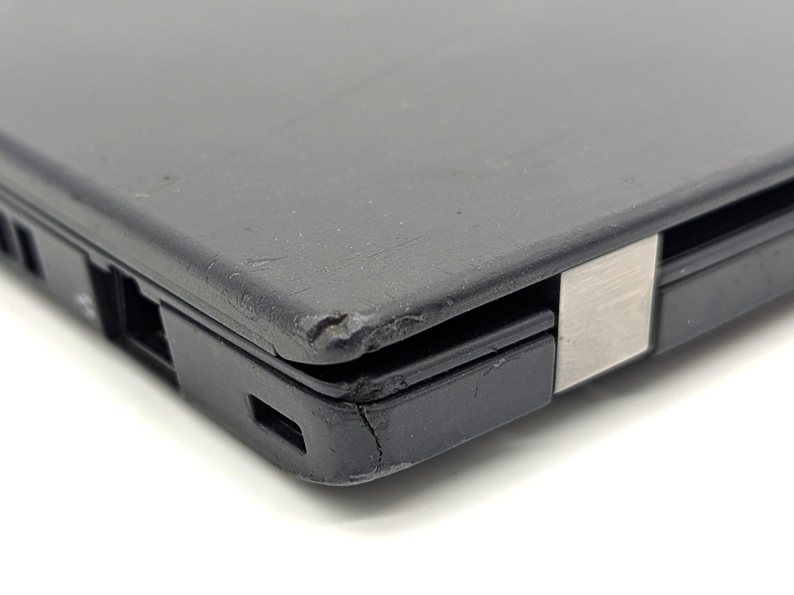 Lot of 3 Lenovo ThinkPad T490 – 14″ Intel Core i5-8365U 8GB RAM No OS/SSD/AC