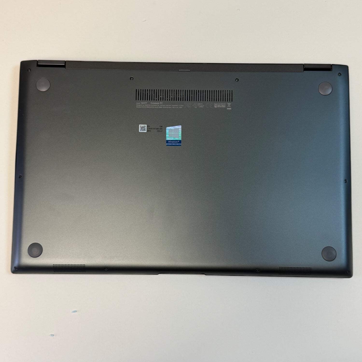 Asus Zenbook Flip 15 UX563FD 15.6″ i7-10510U 16GB RAM 1TB SSD GeForce GTX 1050