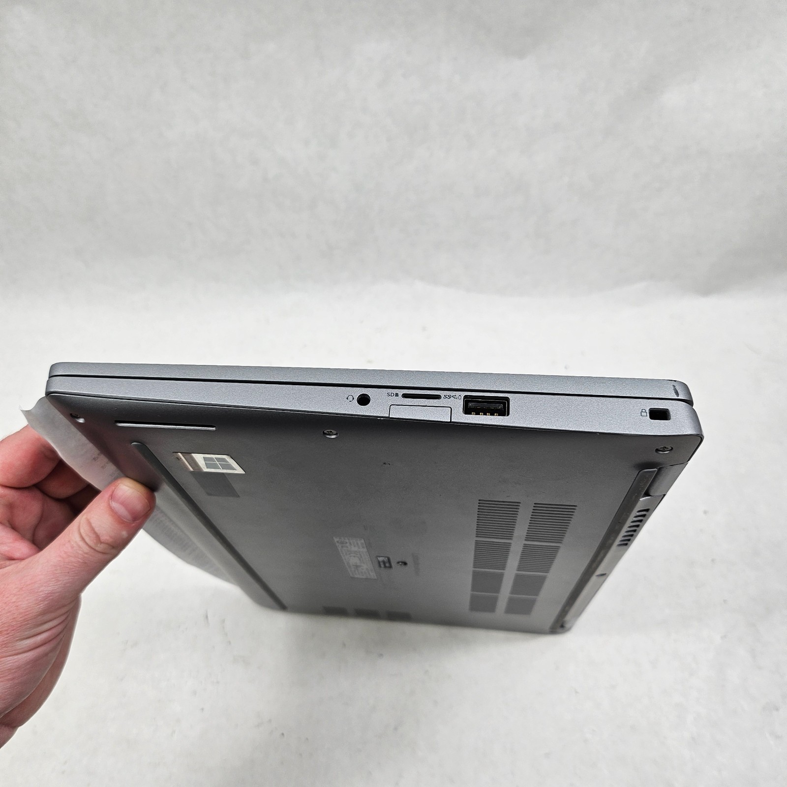 Dell Latitude 5310 2-in-1 Intel Core i5-10310U 1.7GHz 8GB RAM No SSD
