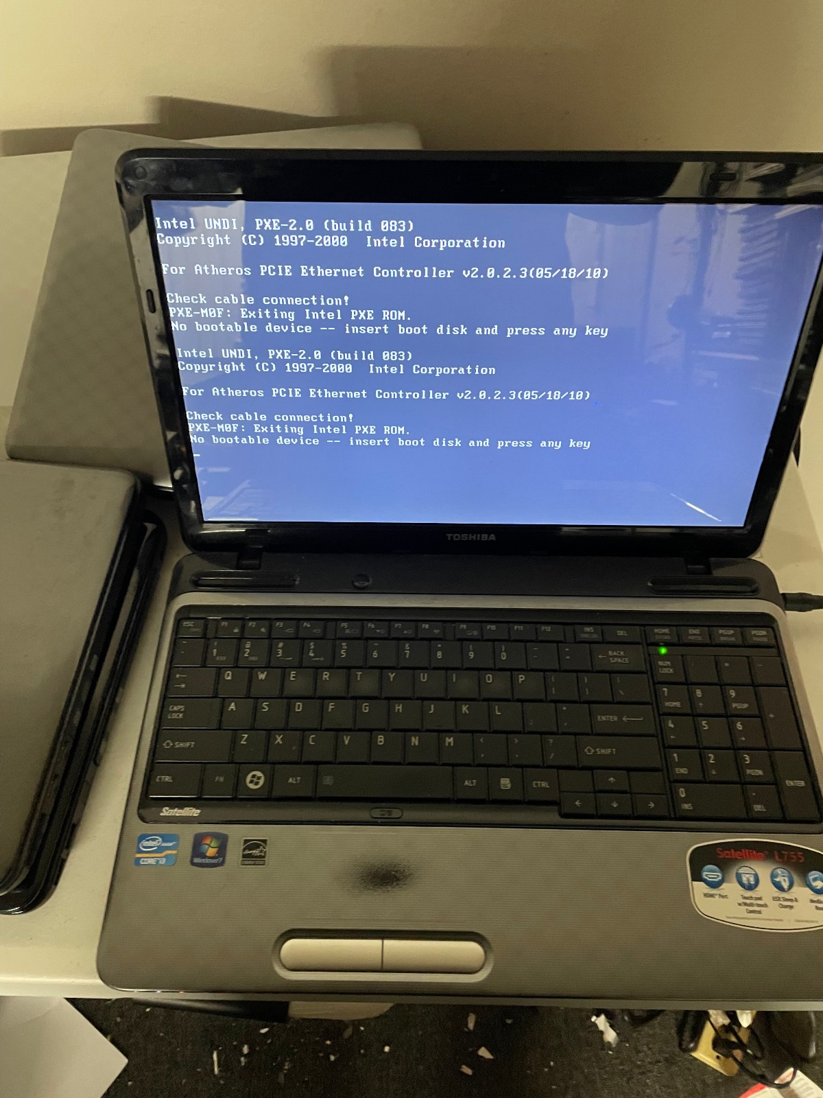 Lot of 5 TOSHIBA SATELLITE (2) L655, (3) L755 for Parts/repair Wholesale