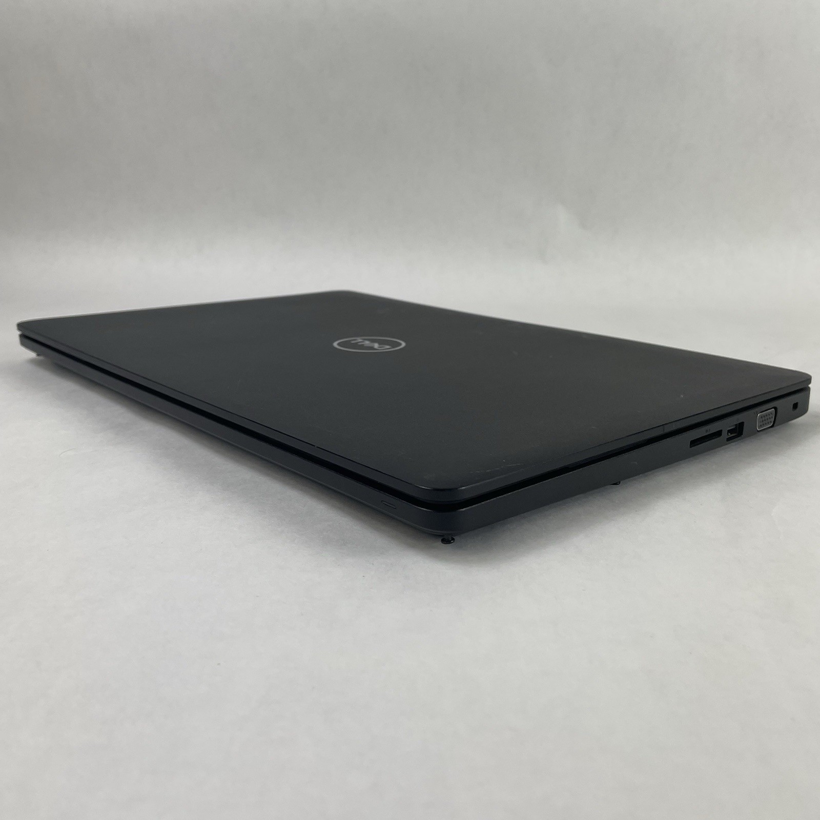 Dell Latitude 3580 15.6″ i7-7500U 2.70 GHz 8 GB RAM No SSD/OS/AC/Battery