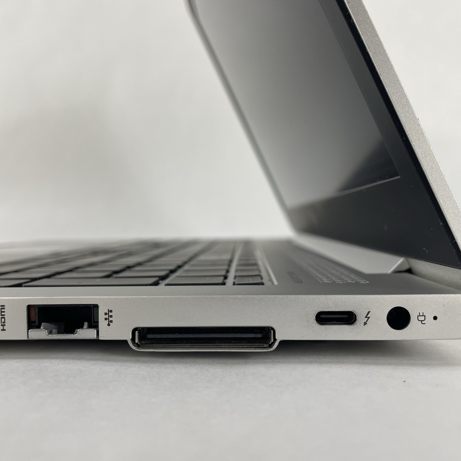 HP EliteBook 850 G6 15.6″ i5-8365U 1.60 GHZ 8 GB RAM No SSD/OS/AC/Batt – CMOS