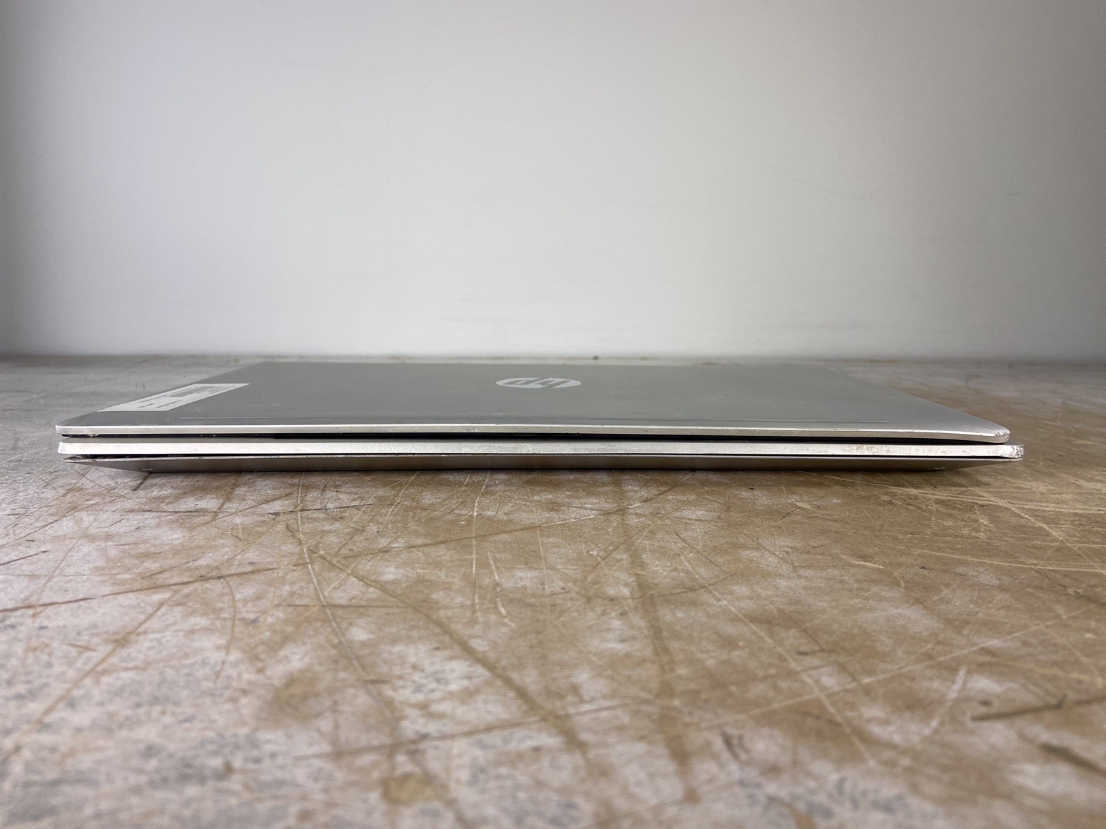 HP PROBOOK 450 G9 i7-1255U @ 1.20GHz, 4GB RAM, NO HDD/OS – (FOR PARTS)