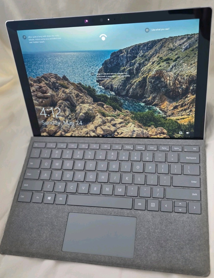 Microsoft Surface Pro 5 1796 12.3″ i5-7300U 8Gb RAM 128GB SSD Win10Pro