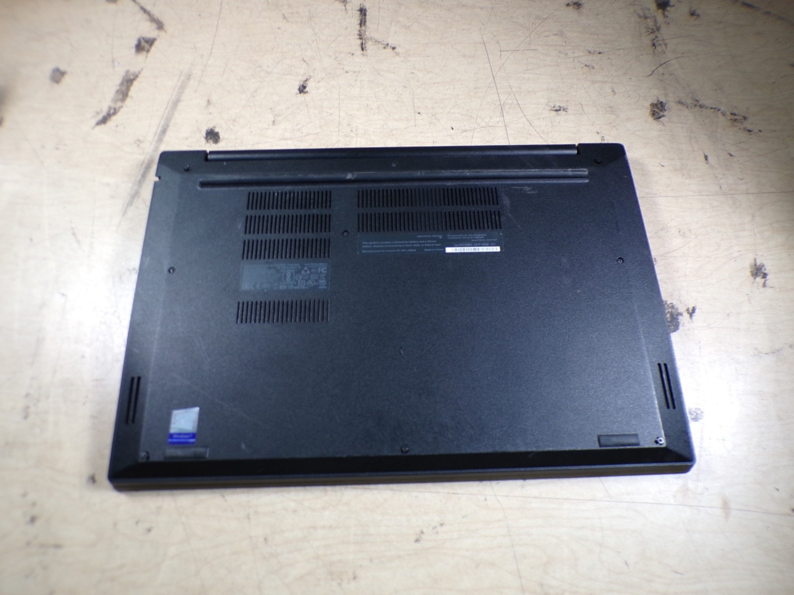 THINKPAD E580 INTEL CORE I5-7200U 2.50GHZ 4GB RAM **NO HD/ NO CADDIE/ NO OS