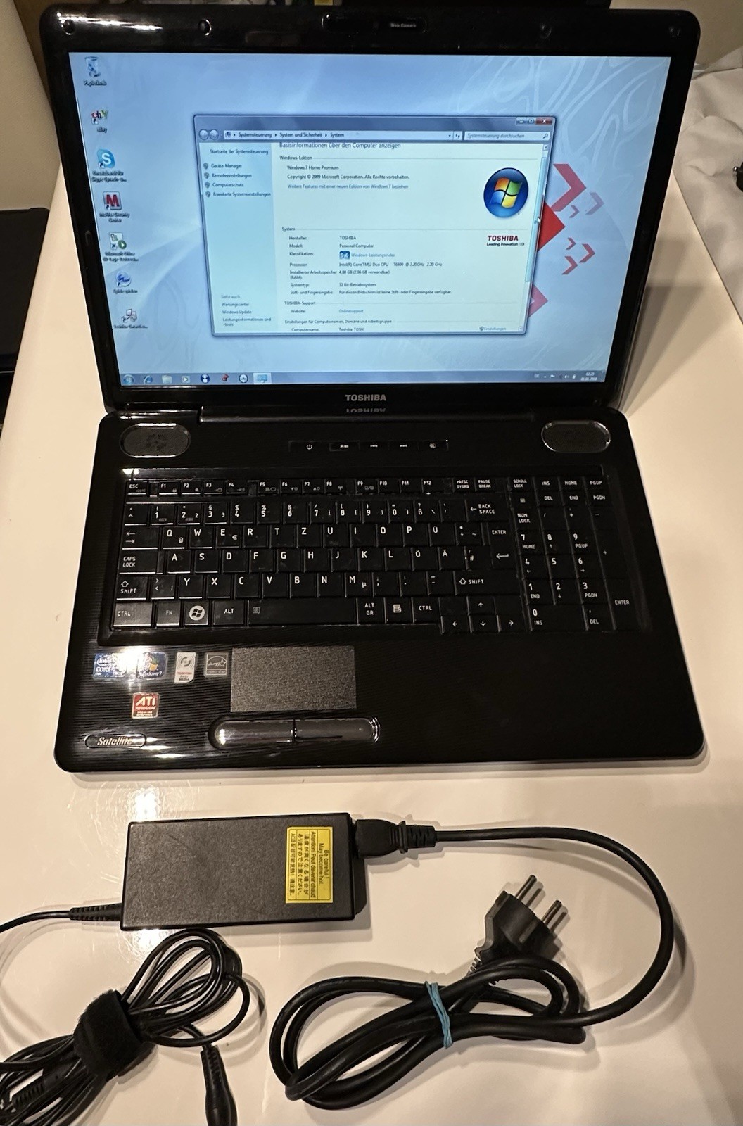Toshiba Satellite L555-10M 15.6″ Core 2 Duo 4GB 500GB HDD Win7 HP Power Supply