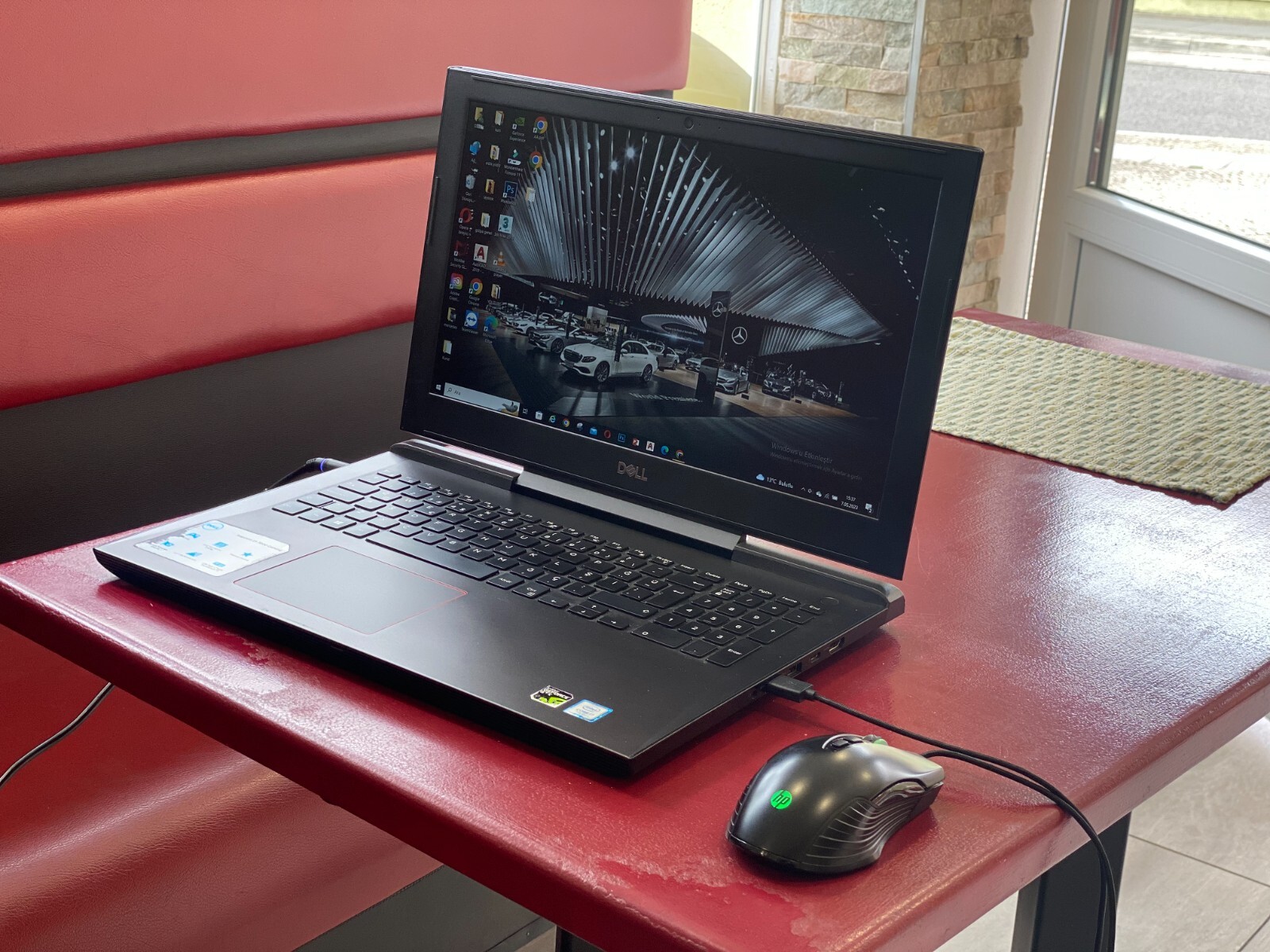 Dell Inspiron 15 7577 (1 TB) 15.6″ Intel Core i7