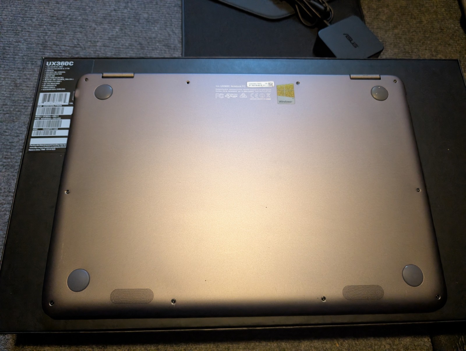 ​ASUS ZenBook Flip UX360C 13.3″ FHD Touch Laptop – Intel Core m3 – 8GB RAM – 256