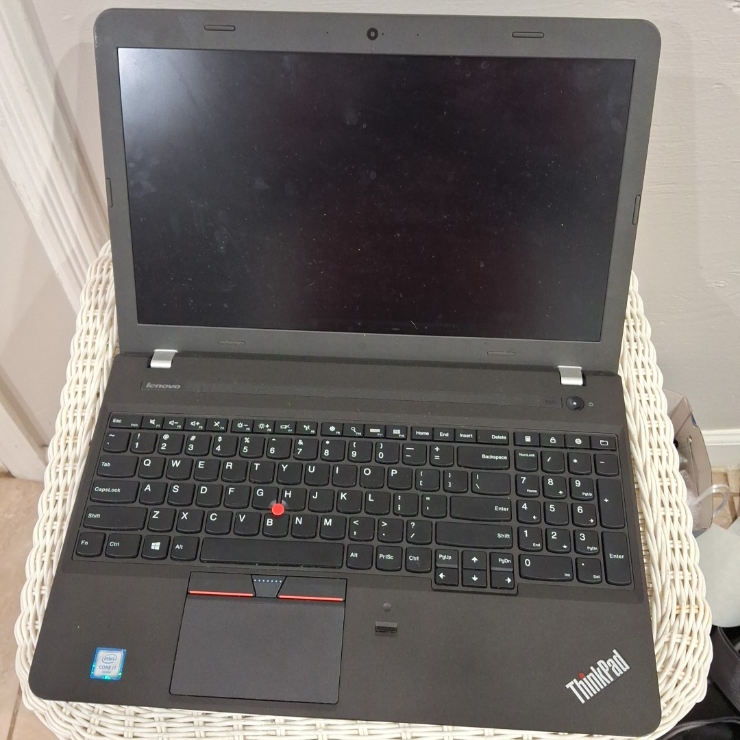 Lenovo ThinkPad E560X Laptop Black 2.3GHz Core i5, 4GB RAM 500GB HDD – For Parts