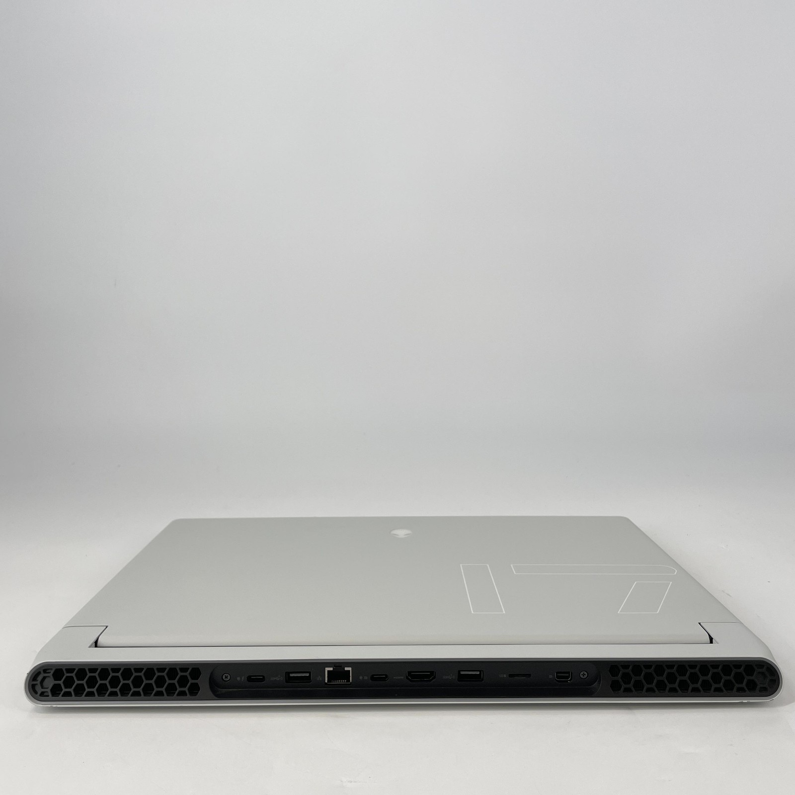 Dell Alienware X17 R1 165Hz FHD i7-11800H 32GB 1TB/512GB RTX 3070 Bent Frame