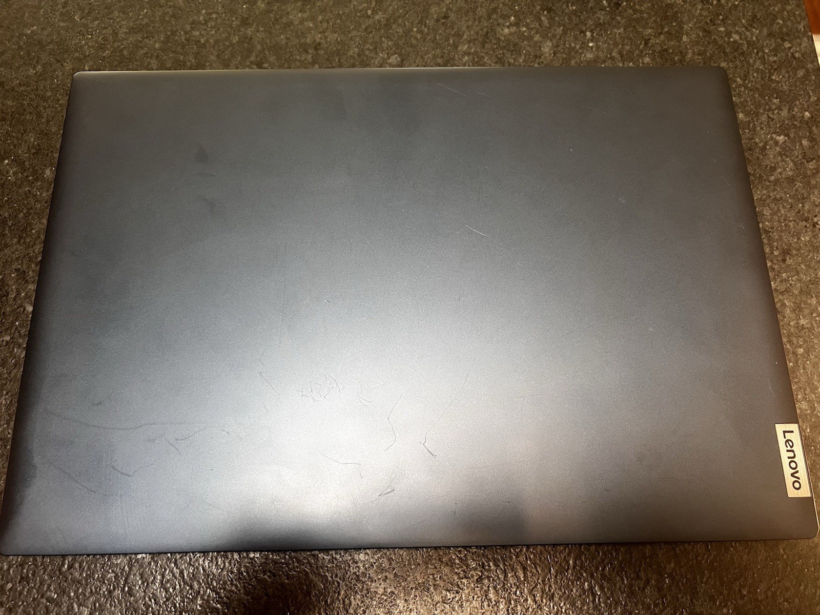Lenovo IdeaPad 3 17IIL05 Intel Core i5-1035G1 1.00GHz 8GB Ram 930GB SSD Tested
