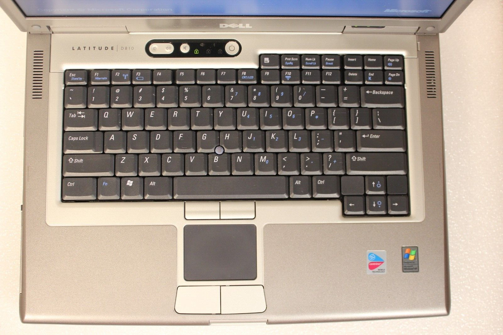 Dell D810 (1.86GHz/2.0GB/60GB/CDRW-DVD) WXGA Windows XP PRO, SERIAL Port
