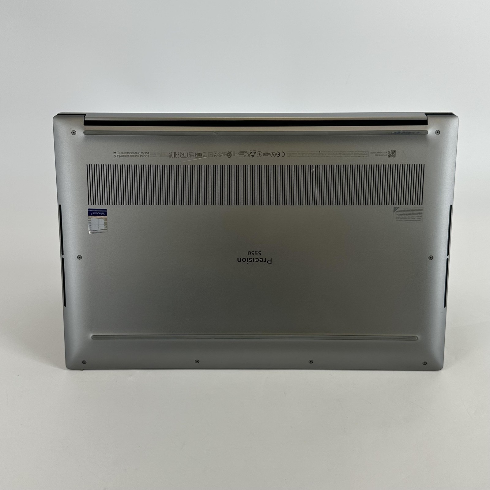 Dell Precision 5550 15.6 FHD+ i7-10750H 2.6GHz 32GB 512GB SSD Quadro T2000 Max-Q