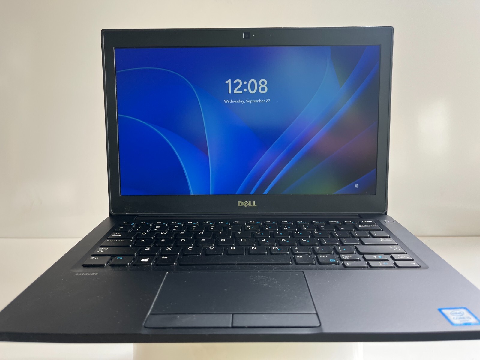 Dell Latitude 7280 12″ (512GB SSD, Intel Core i5, 2.4 GHz, 16GB) Laptop