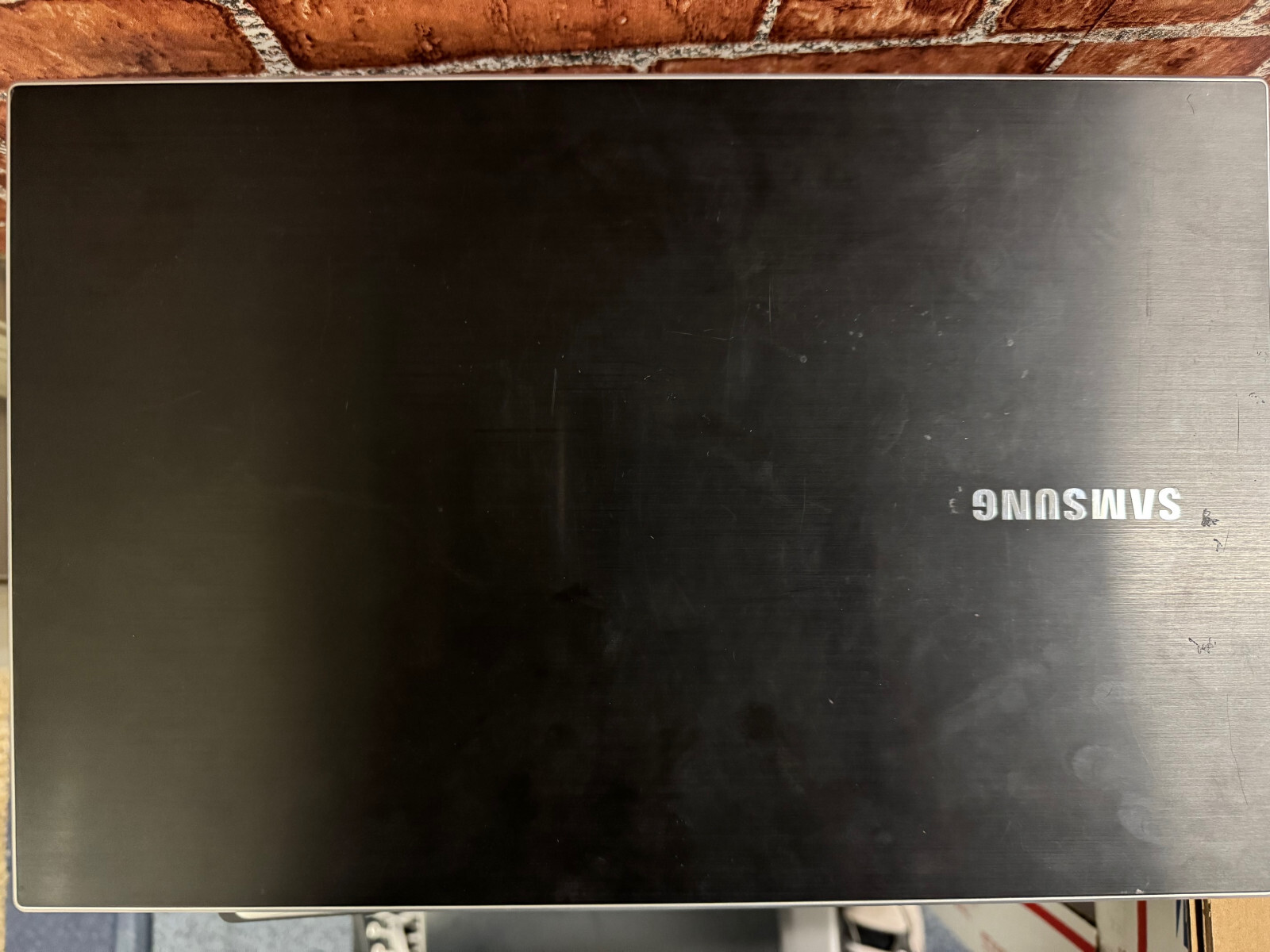 Samsung Notebook, Win 7 Compatible, Quad Core AMD Radeon A8(Untested/For Parts)