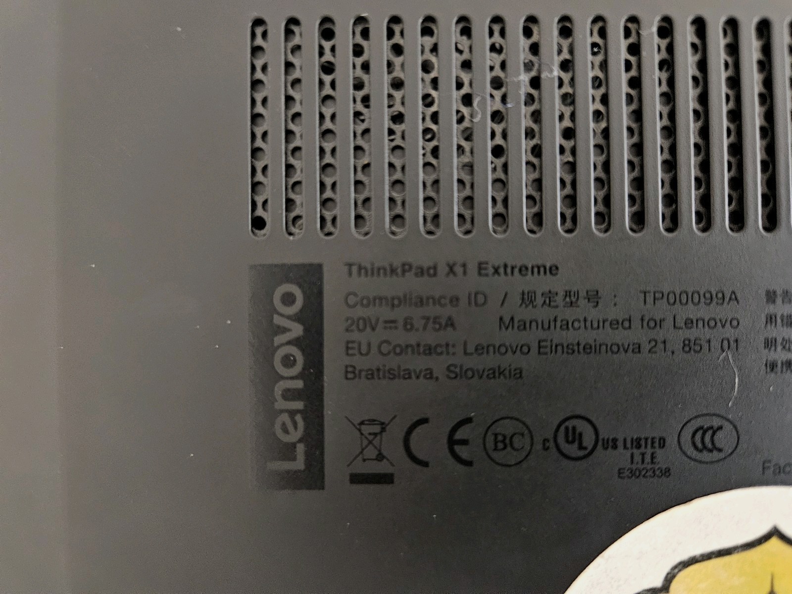 Lenovo ThinkPad X1 Extreme Gen 1 15.6in UHD Touch i7-8850H 32GB 1TB NVME 1050 Ti