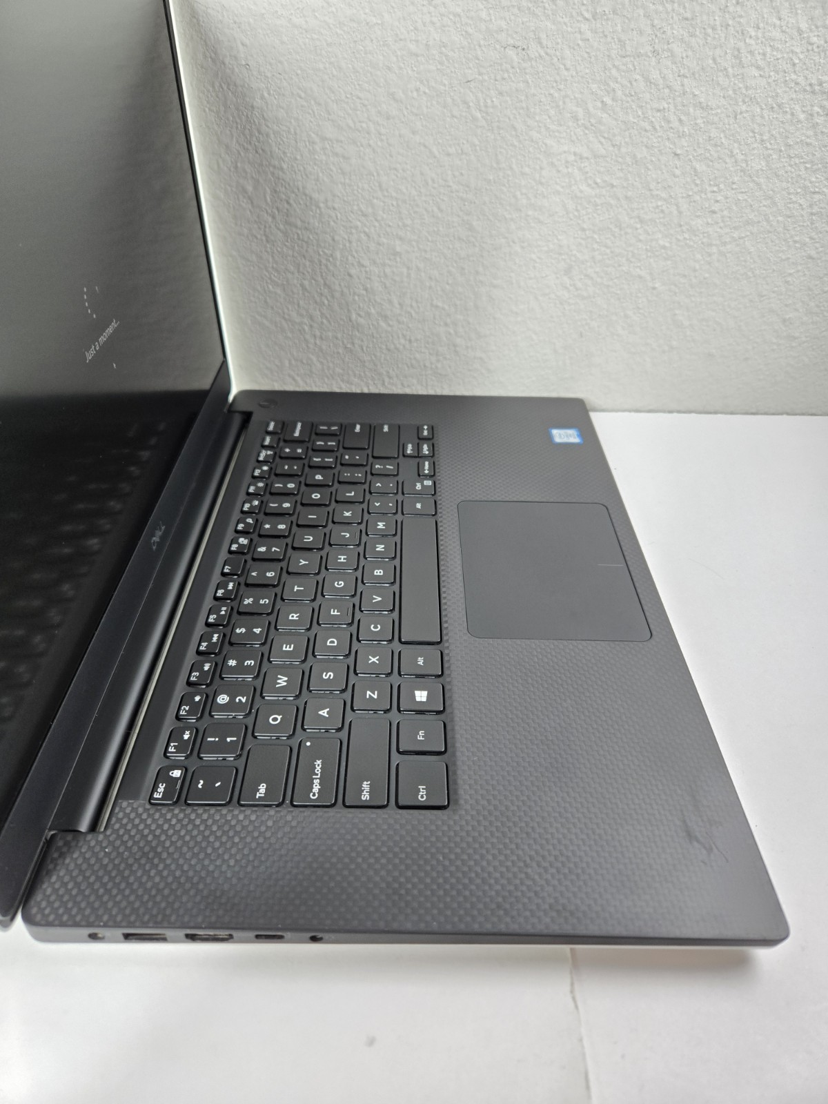 DELL Precision 5540 i7-9850H 2.6GHz 16Gb RAM 512Gb NVMe NVIDIA Quadro T2000