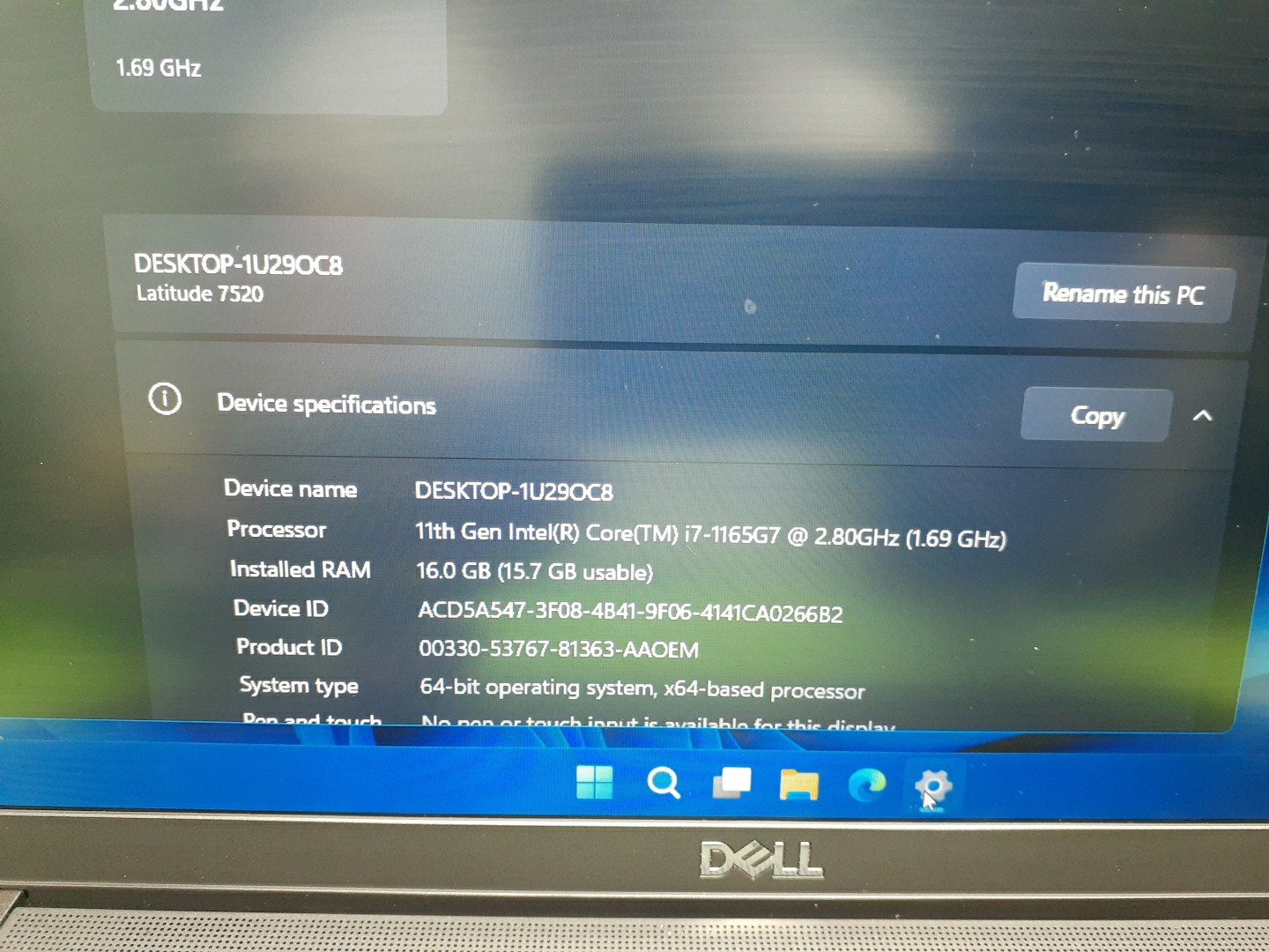 Dell Latitude 7520 15″ – I7-1165G7 – 16GB RAM – 240GB SSD – (NO AC)
