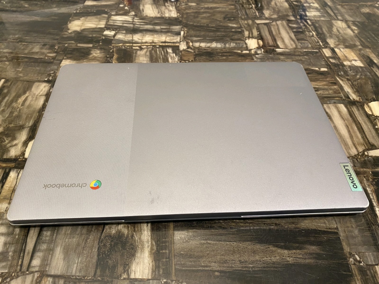 Lenovo – Chromebook 3 14″ Laptop – Mediatek MT8183 – 4GB Memory – 64GB eMMC