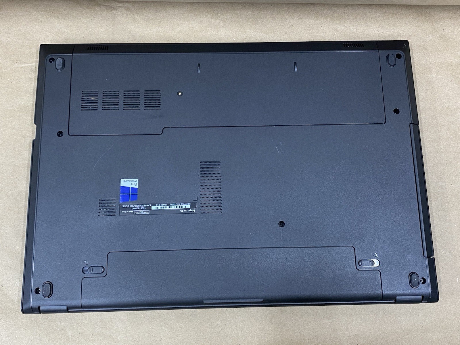 Lot of (3) Dell Inspiron 3542 – 15.5″ HD – i5-4210U – No RAM – NO HDD/OS – READ