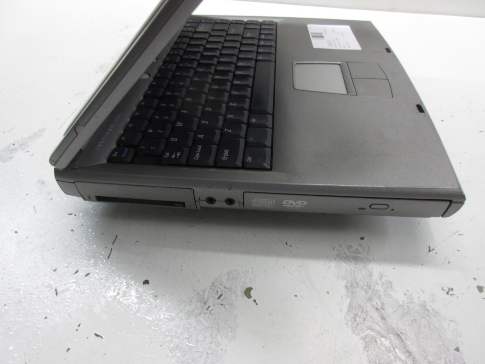 Dell Inspiron 1150 Intel Celeron 2.40GHz 256MB NO HDD No Batt