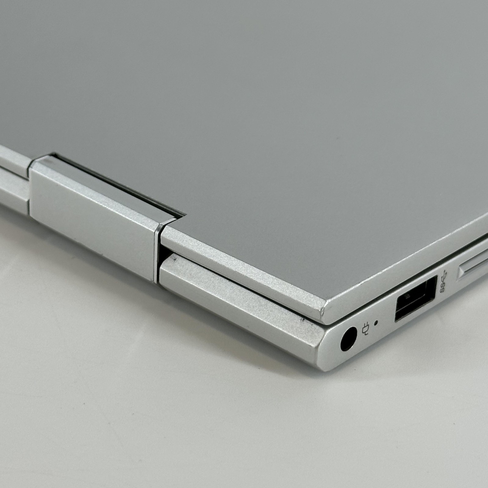 HP Envy x360 15.6 2020 Silver FHD TOUCH i5-10210U 1.60GHz 8GB 256GB SSD Good