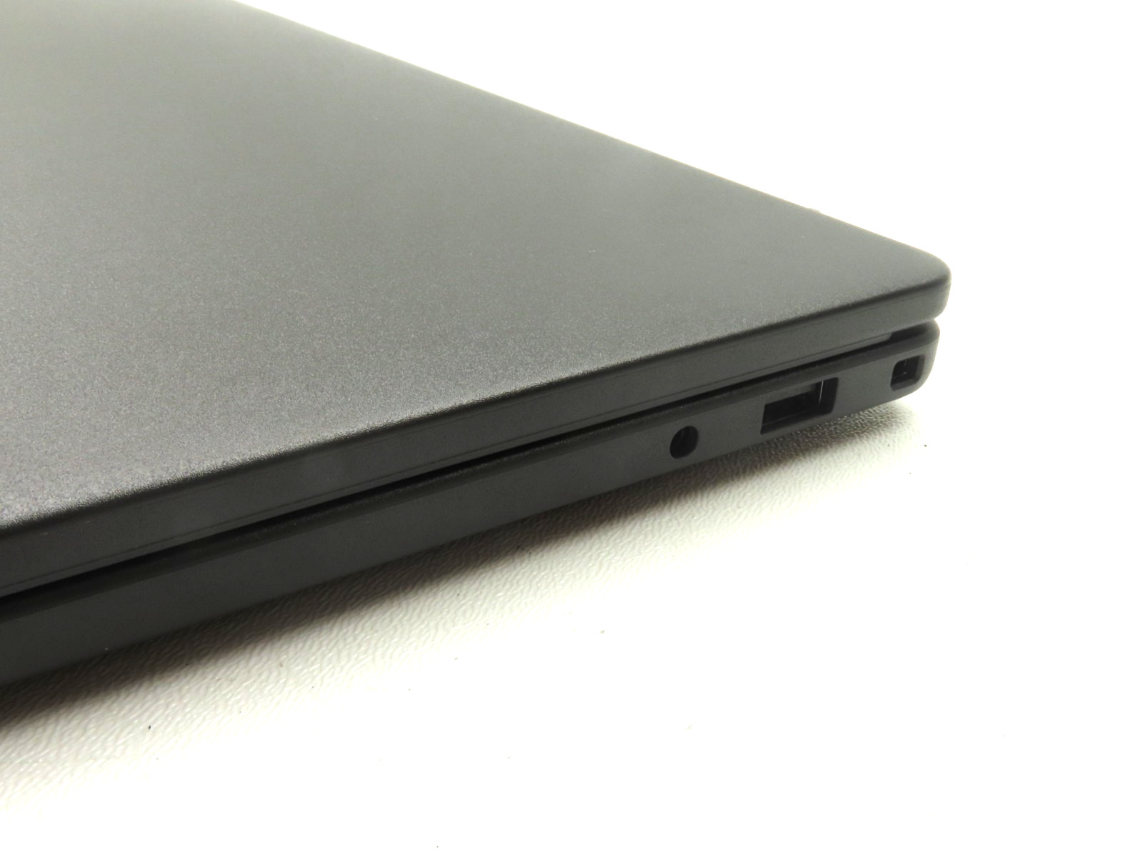Dell 16 DC16250 16″ Touch Intel Core 7 150U 16GB RAM 1TB SSD WTY 05/27