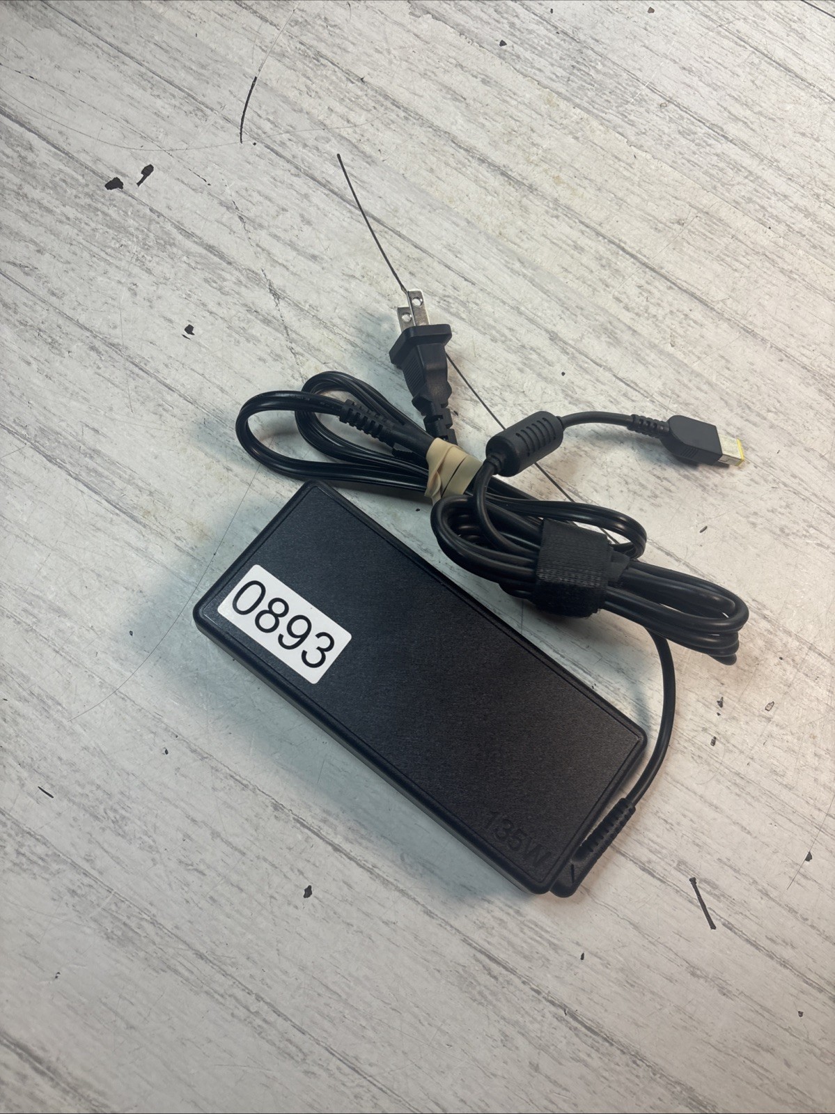 Lenovo 135W 20V 6.75A AC Adapter Charger ADL135NDC2A