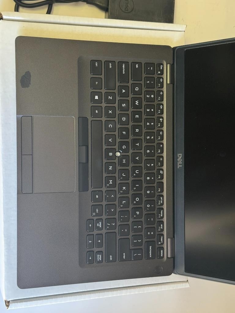 Dell Latitude 5400 14″ Intel Core i5-8365U 1.6GHz 16GB RAM 512GB SSD, Grade C