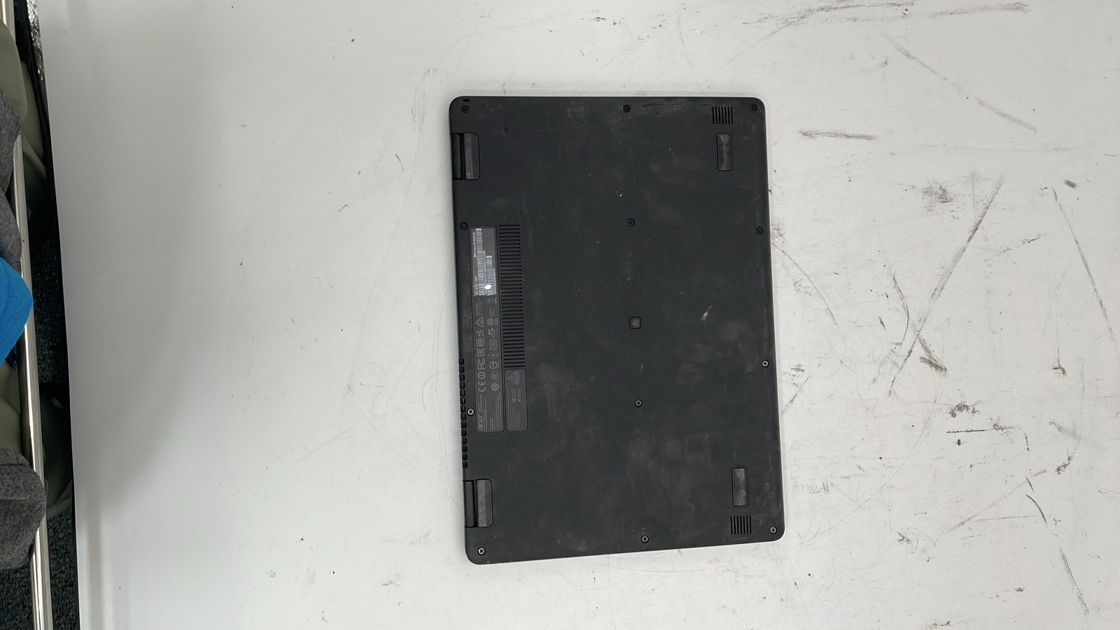 Acer Aspire R 14 14″ Touchscreen 2-in-1 Convertible Laptop