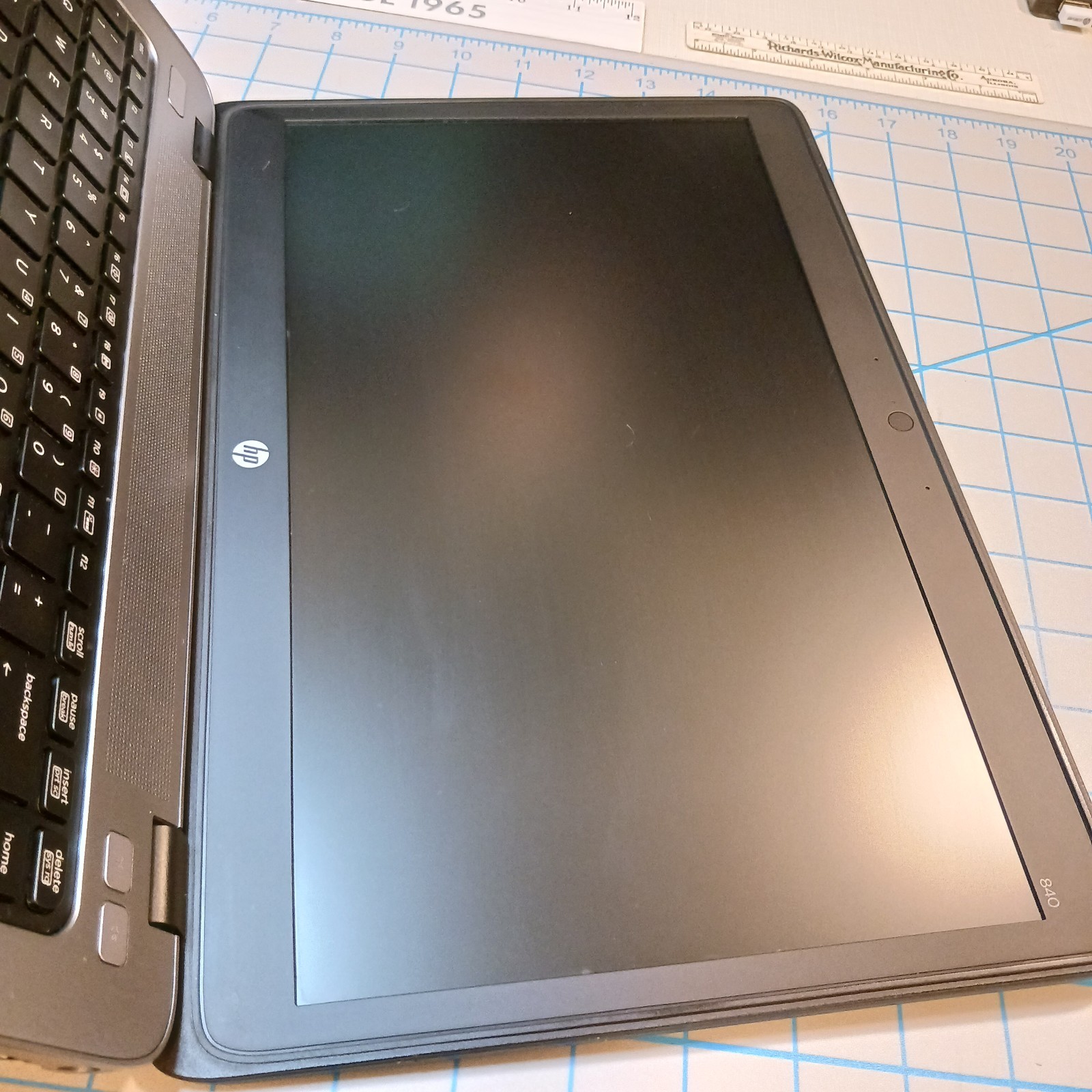 HP EliteBook 840 g2 Intel Core i5-4200U @ 1.60GHz 8g RAM 520g HDD Windows 10