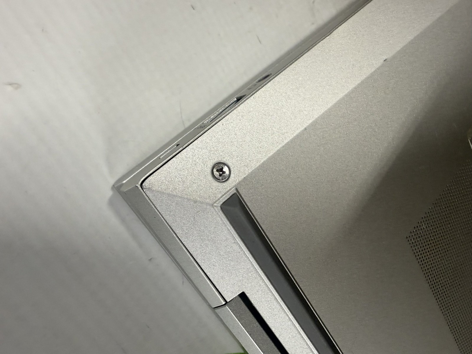 HP EliteBook 850 G7 15.6″ i7-10510U 1.8GHz 16GB DDR4 256GB SSD w/ AC Adapter