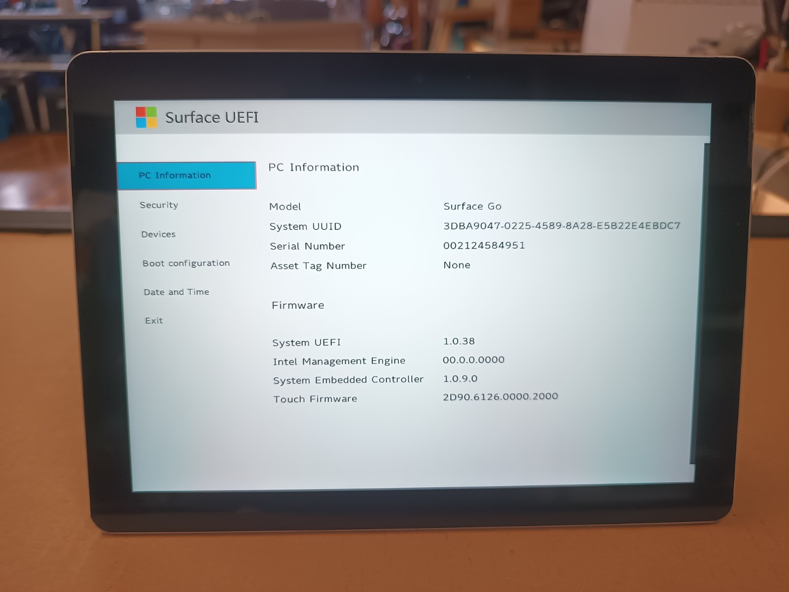Microsoft Surface Go 1824 10” 64GB, Intel Pentium 4415Y 4GB AS-IS!