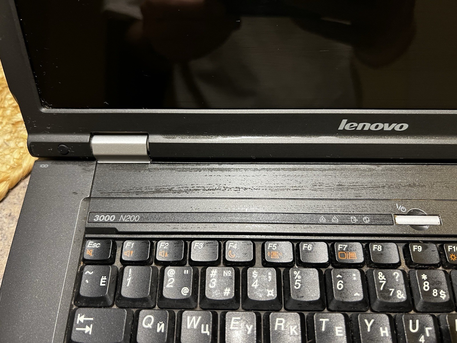 Lenovo 3000 N200 0769 ECG Laptop Intel® Pentium®“ T2390 2GB RAM 250GB HDD