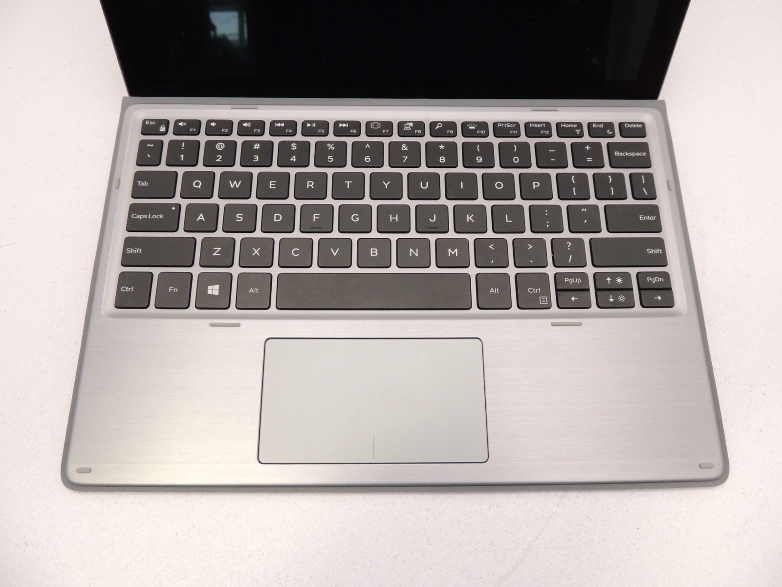 Dell Latitude 7200 2 In 1 i5 8365U 8GB 256GB Windows 11 Tablet Laptop w/ Dock