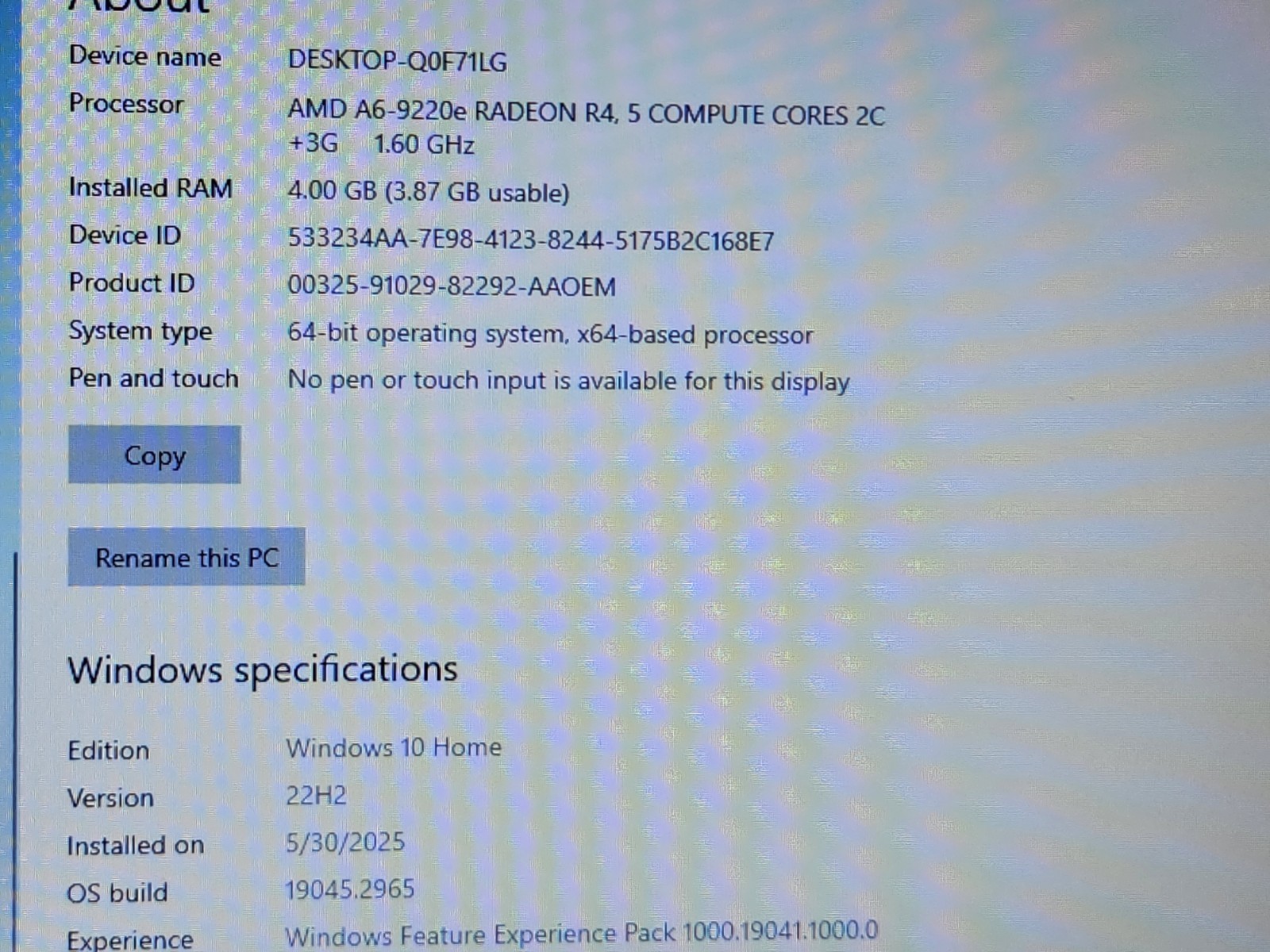 Dell Inspiron 11 3180 AMD A6-9220e @ 1.6GHz 4GB RAM 32GB eMMC Good Battery