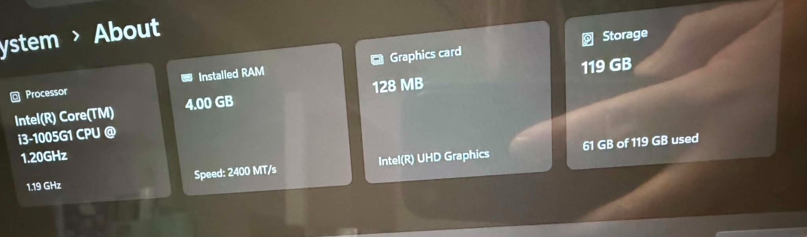 Gateway 14.1″ FHD Ultra Slim Notebook, Intel Core i3-1005G1, 4GB RAM, 128 SSD