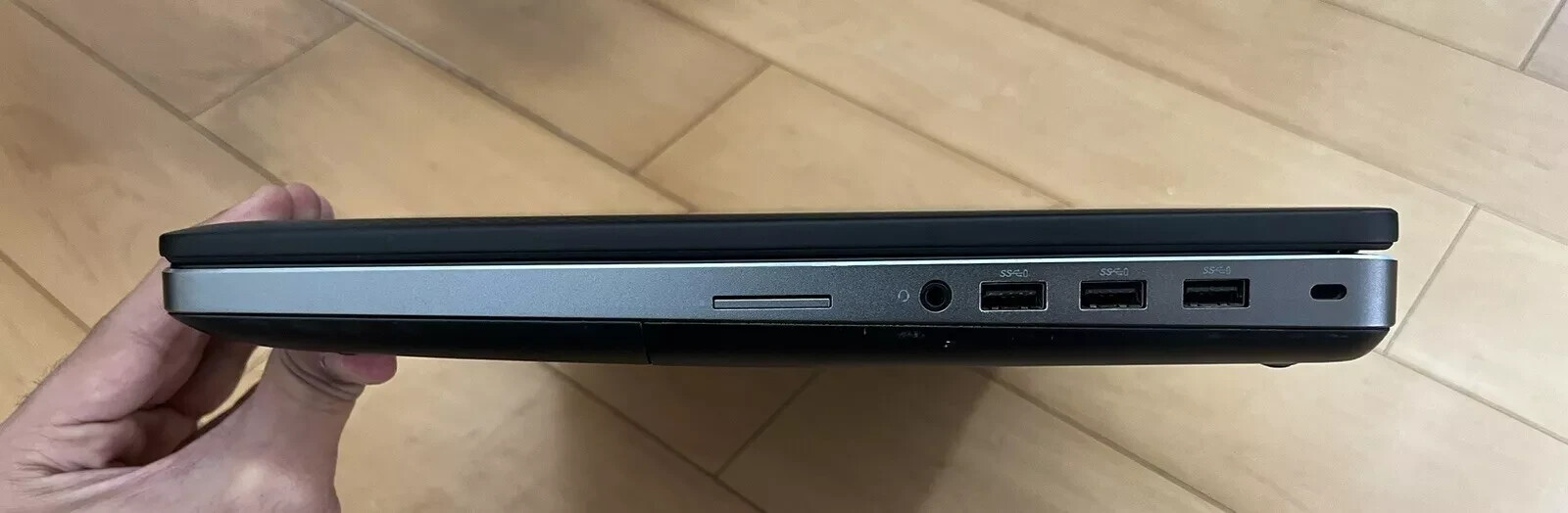 Dell Precision 7520 15.6″ i7-6820HQ @2.7GHz 32GB RAM 512GB SSD Win 11 Pro Laptop