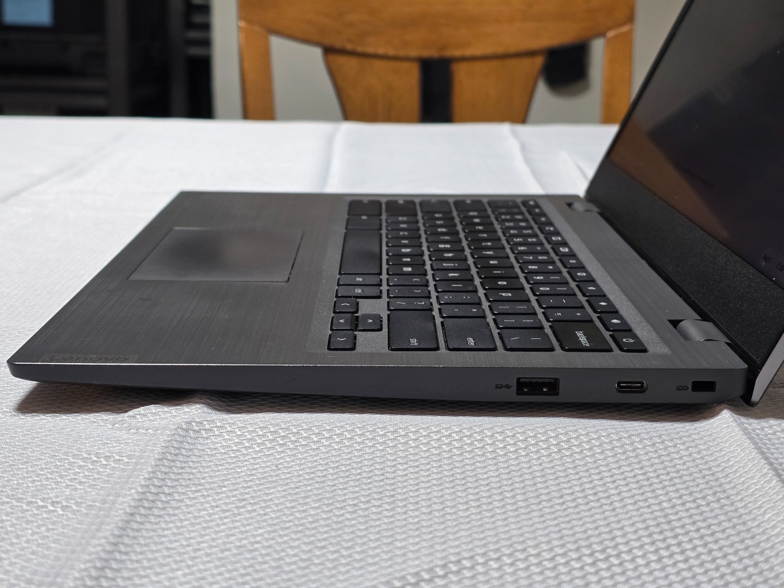 Lenovo 14e Chromebook 14″ (32GB eMMC, AMD A4-9120C APU, 1.60 GHz, 4GB RAM)…