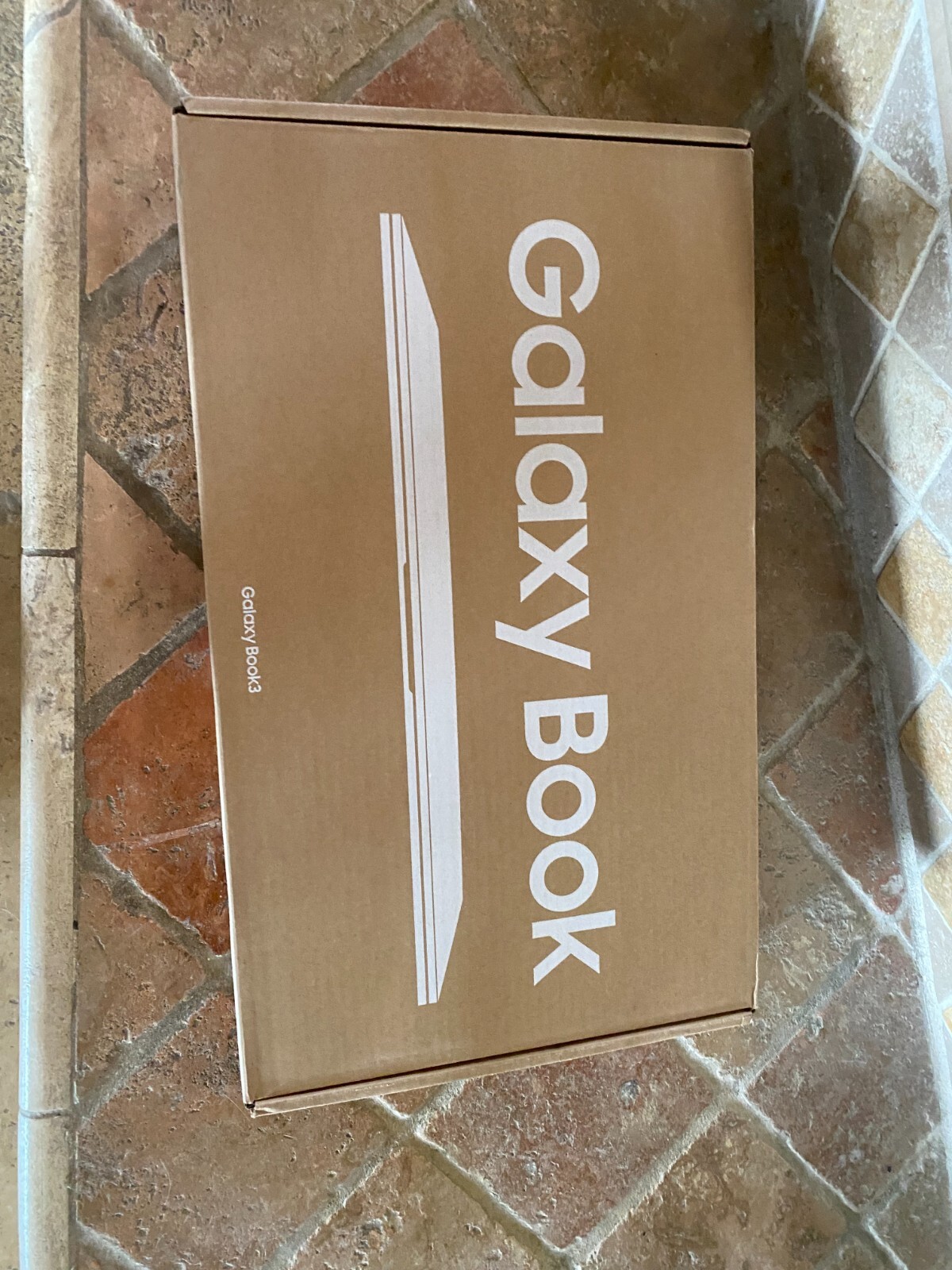 Samsung Galaxy Book3 15.6″ 512GB SSD i7 13th Gen. 5.00 GHz, 16GB NP750XFG-KB2US
