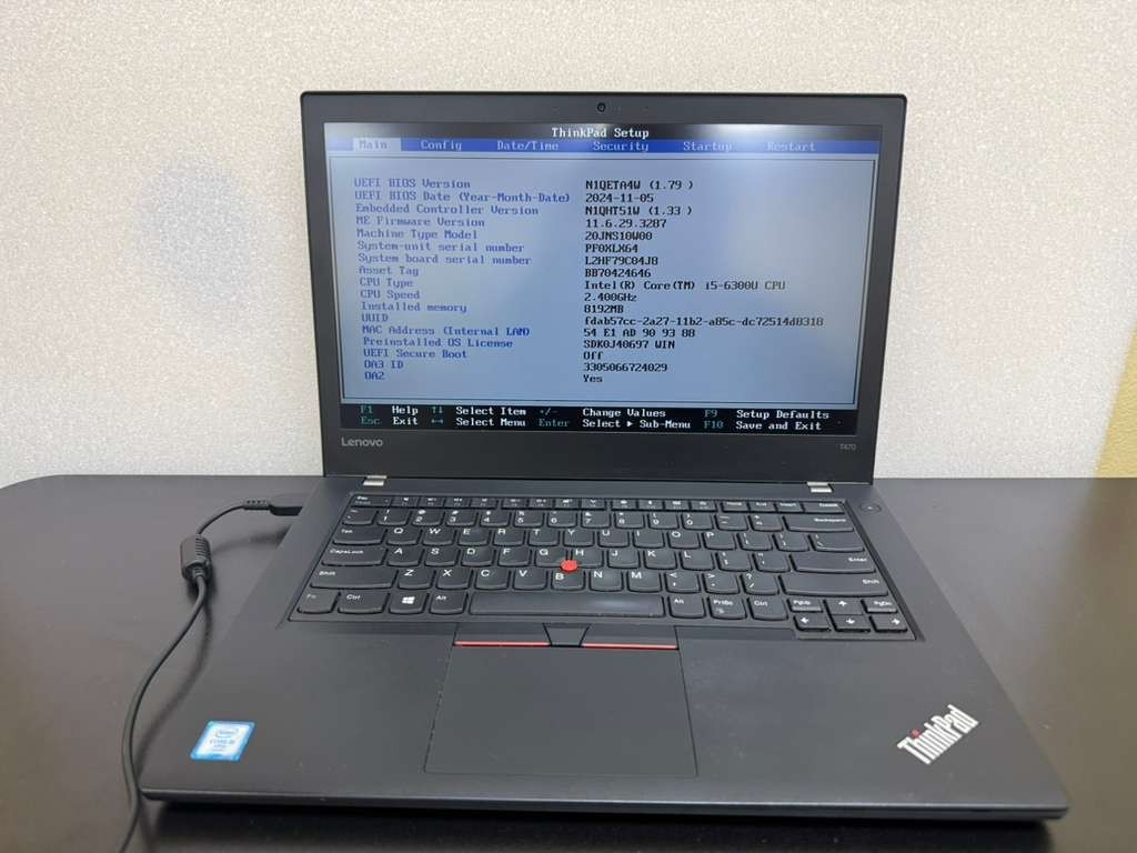 Lenovo ThinkPad T470 14″ i5-6300U 8GB RAM 0GB SSD No Battery Parts Repair Laptop