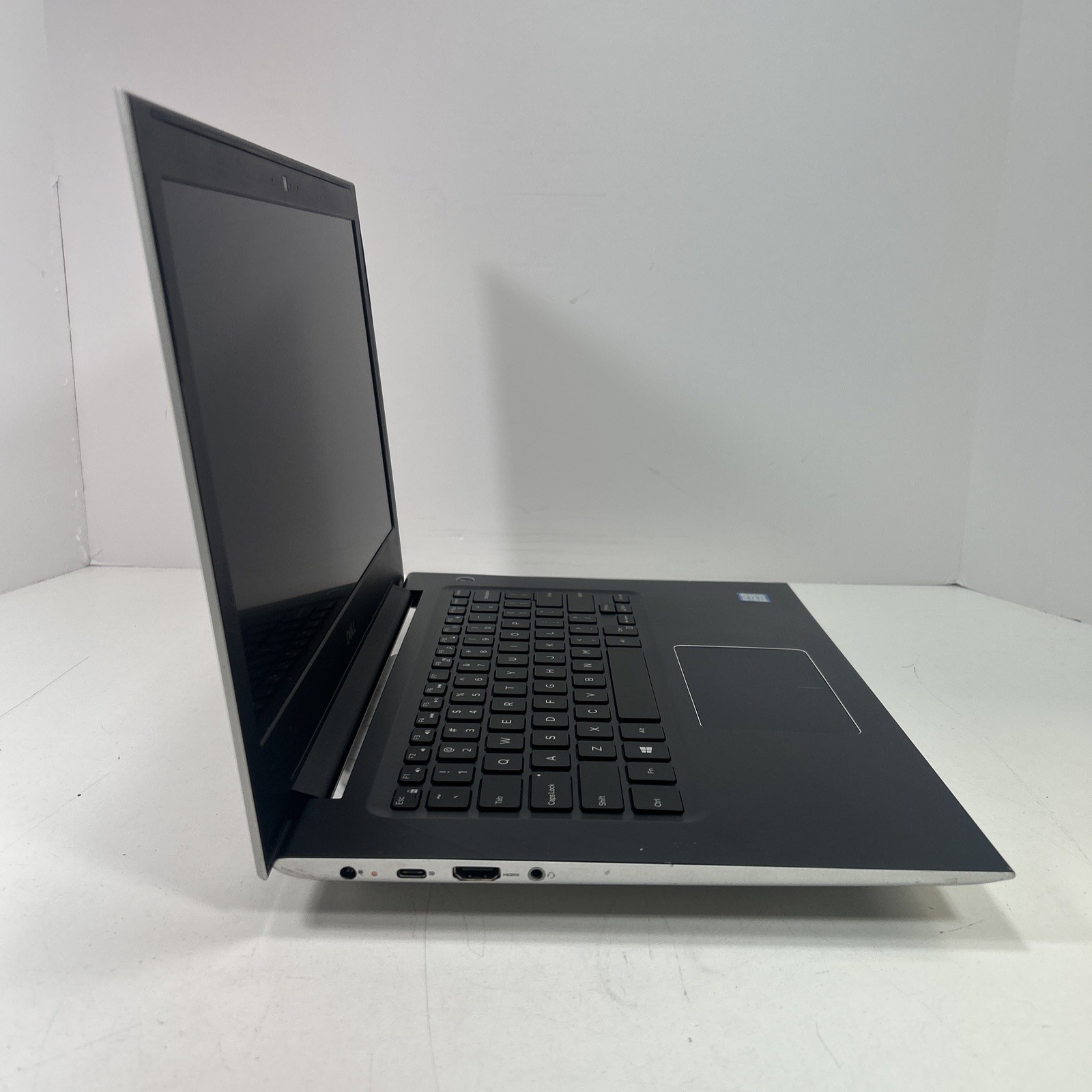 Dell Vostro 5471 i5-8250U 1.60GHz 4GB RAM 256GB SSD Windows 11 Pro 🔋Poor
