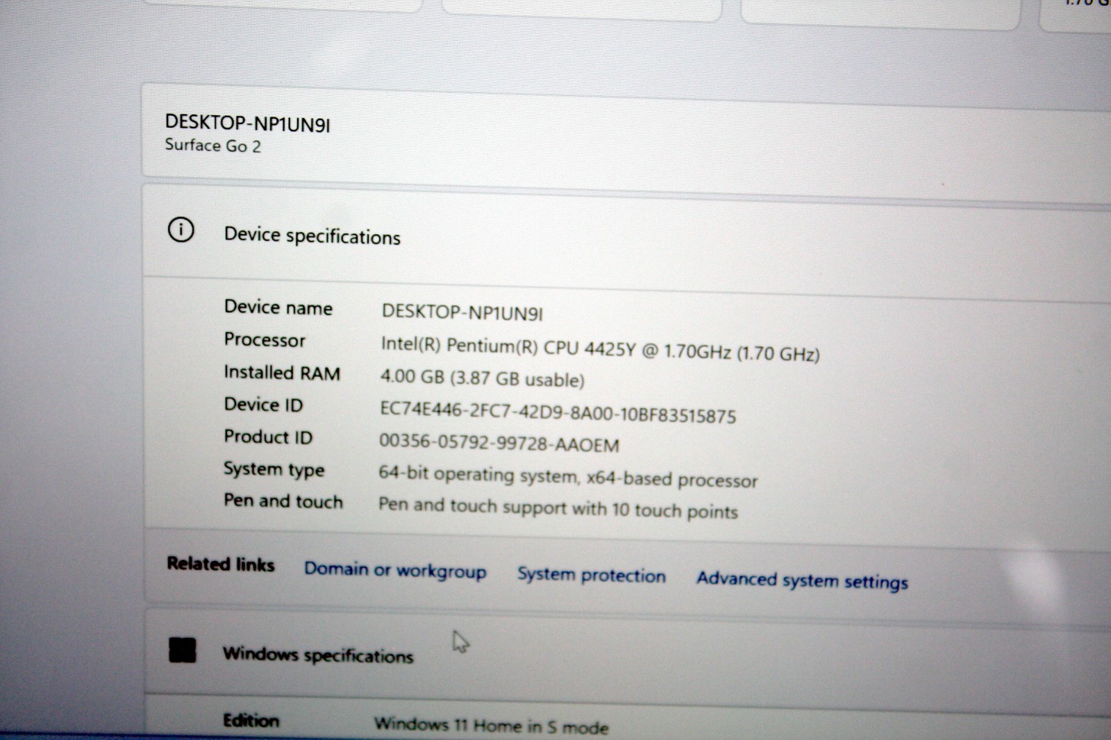 Microsoft Surface Go 2 64GB 4GB Ram Intel Gold Processor With Keyboard